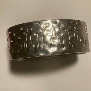 Silver Tone Bangle Cuff Braclet wNYC Skyline sketched on  w Glittery Stones